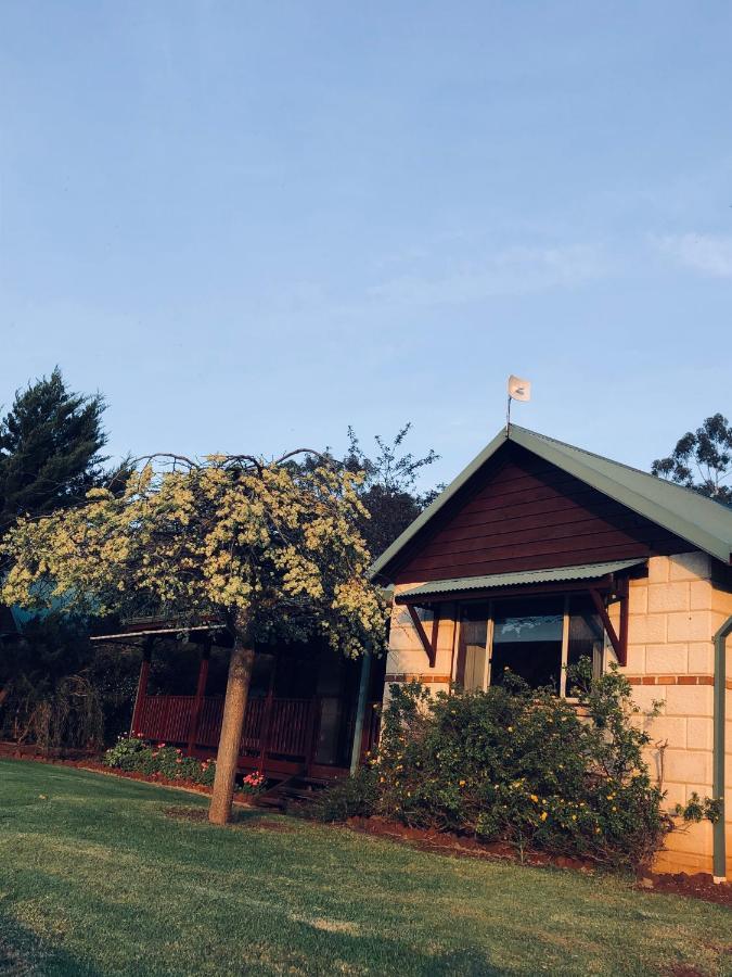 Clover Cottage Country Retreat Manjimup Dış mekan fotoğraf